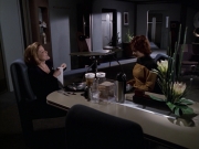 extant_StarTrek_VOY_6x18-AshesToAshes_02079.jpg