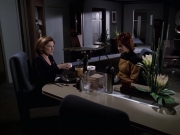 extant_StarTrek_VOY_6x18-AshesToAshes_02087.jpg