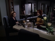 extant_StarTrek_VOY_6x18-AshesToAshes_02090.jpg