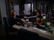 extant_StarTrek_VOY_6x18-AshesToAshes_02091.jpg