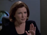 extant_StarTrek_VOY_6x18-AshesToAshes_02124.jpg