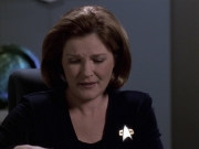 extant_StarTrek_VOY_6x18-AshesToAshes_02129.jpg