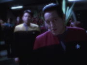 Filename=extant_StarTrek_VOY_6x18-AshesToAshes_02255.jpg
Filesize=125KiB
Dimensions=1200x900
Date added=Jan 02, 2020 extant_StarTrek_VOY_6x18-AshesToAshes_02255.jpg