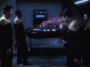 extant_StarTrek_VOY_6x18-AshesToAshes_02268.jpg