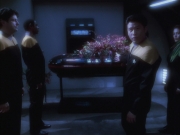 extant_StarTrek_VOY_6x18-AshesToAshes_02269.jpg