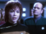 extant_StarTrek_VOY_6x18-AshesToAshes_02273.jpg