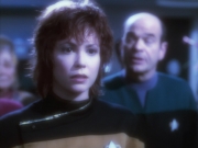 extant_StarTrek_VOY_6x18-AshesToAshes_02275.jpg