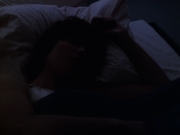 extant_StarTrek_VOY_6x18-AshesToAshes_02304.jpg