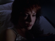 extant_StarTrek_VOY_6x18-AshesToAshes_02309.jpg