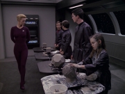 Filename=extant_StarTrek_VOY_6x18-AshesToAshes_02555.jpg
Filesize=183KiB
Dimensions=1200x900
Date added=Jan 02, 2020 extant_StarTrek_VOY_6x18-AshesToAshes_02555.jpg