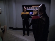 Filename=extant_StarTrek_VOY_6x18-AshesToAshes_02744.jpg
Filesize=140KiB
Dimensions=1200x900
Date added=Jan 02, 2020 extant_StarTrek_VOY_6x18-AshesToAshes_02744.jpg