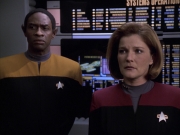 Filename=extant_StarTrek_VOY_6x18-AshesToAshes_02908.jpg
Filesize=193KiB
Dimensions=1200x900
Date added=Jan 02, 2020 extant_StarTrek_VOY_6x18-AshesToAshes_02908.jpg