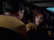 extant_StarTrek_VOY_6x18-AshesToAshes_03219.jpg
