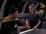 Filename=extant_StarTrek_VOY_6x18-AshesToAshes_03578.jpg
Filesize=168KiB
Dimensions=1200x900
Date added=Jan 02, 2020 extant_StarTrek_VOY_6x18-AshesToAshes_03578.jpg