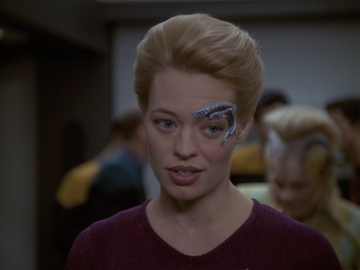 extant_StarTrek_VOY_6x19-ChildsPlay_00057.jpg