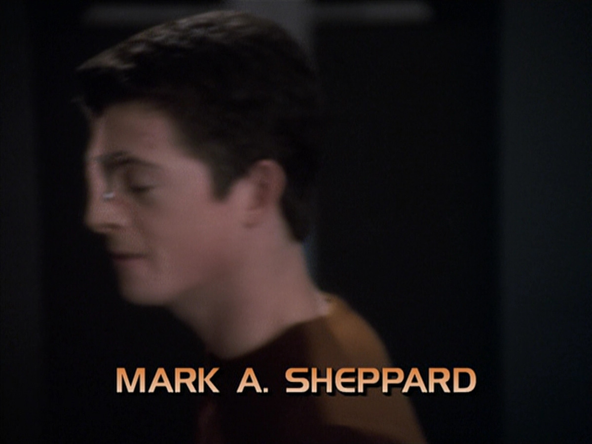 extant_StarTrek_VOY_6x19-ChildsPlay_00376.jpg