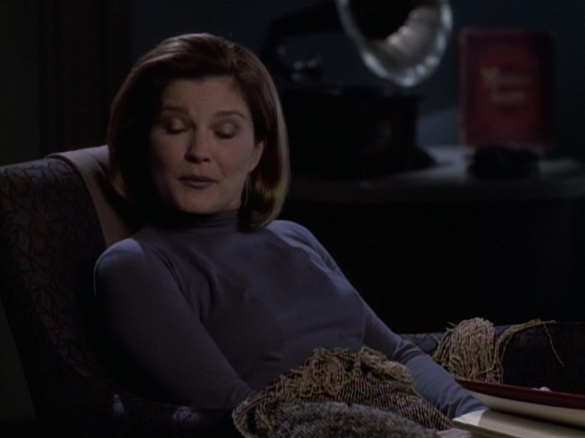 extant_StarTrek_VOY_6x19-ChildsPlay_00492.jpg