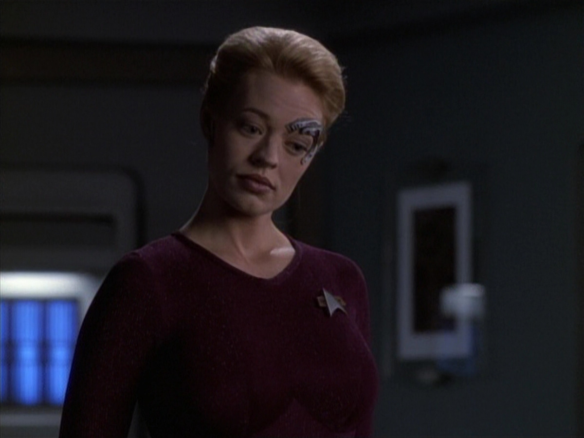 extant_StarTrek_VOY_6x19-ChildsPlay_00494.jpg
