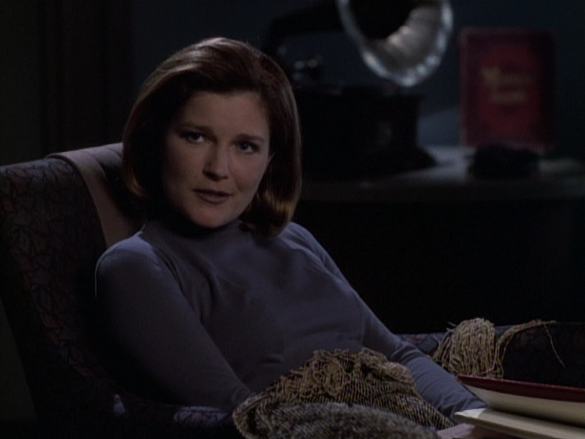 extant_StarTrek_VOY_6x19-ChildsPlay_00500.jpg