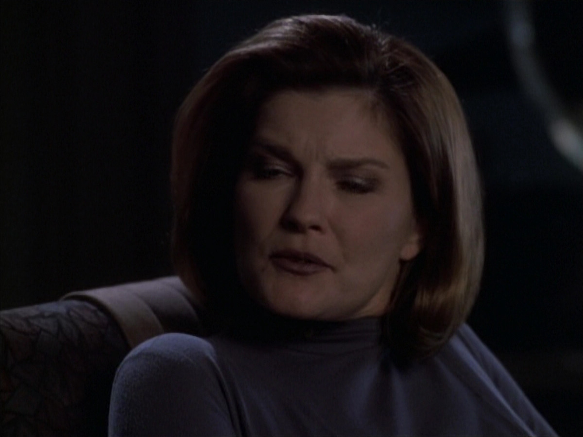 extant_StarTrek_VOY_6x19-ChildsPlay_00559.jpg