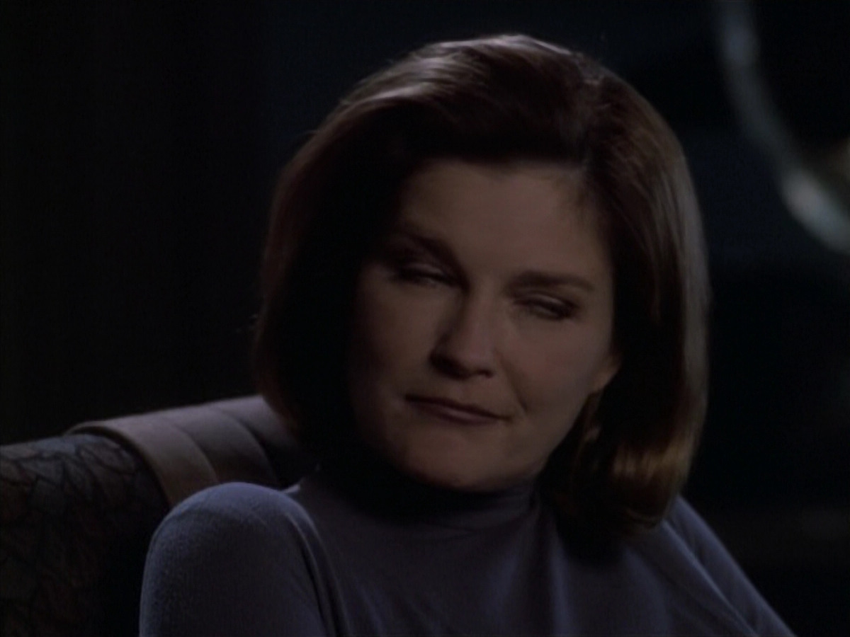 extant_StarTrek_VOY_6x19-ChildsPlay_00573.jpg