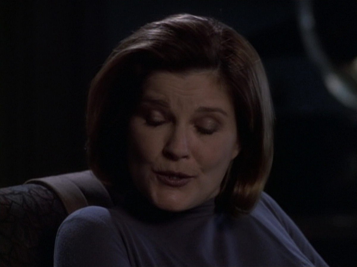 extant_StarTrek_VOY_6x19-ChildsPlay_00578.jpg