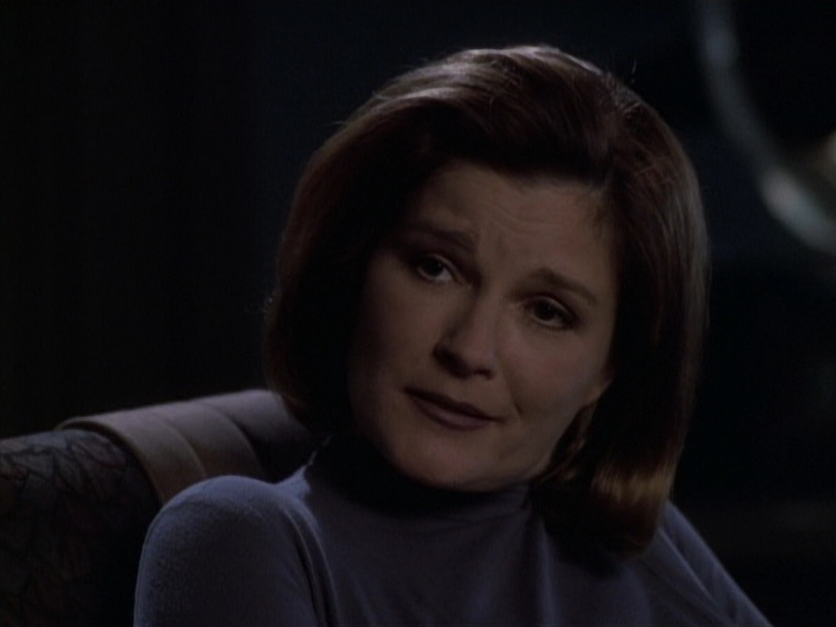 extant_StarTrek_VOY_6x19-ChildsPlay_00579.jpg