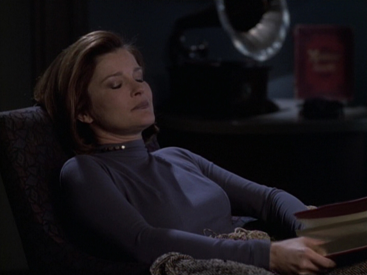 extant_StarTrek_VOY_6x19-ChildsPlay_00594.jpg