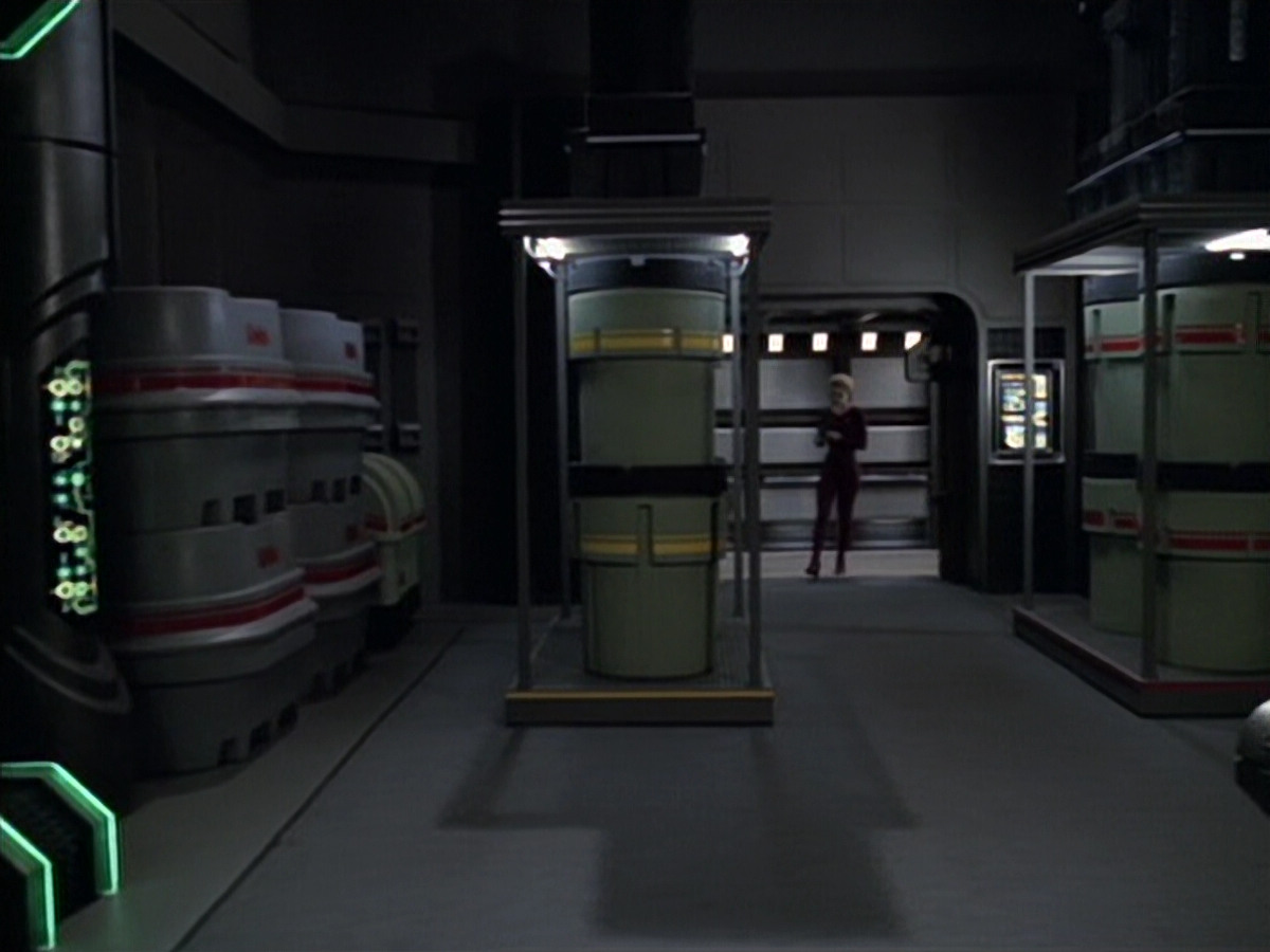 extant_StarTrek_VOY_6x19-ChildsPlay_00614.jpg