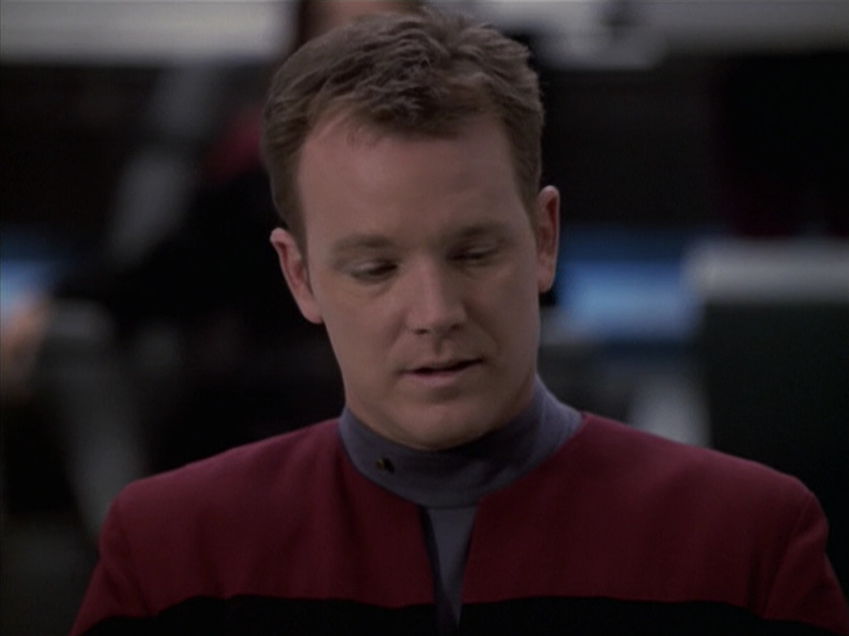 extant_StarTrek_VOY_6x19-ChildsPlay_00828.jpg