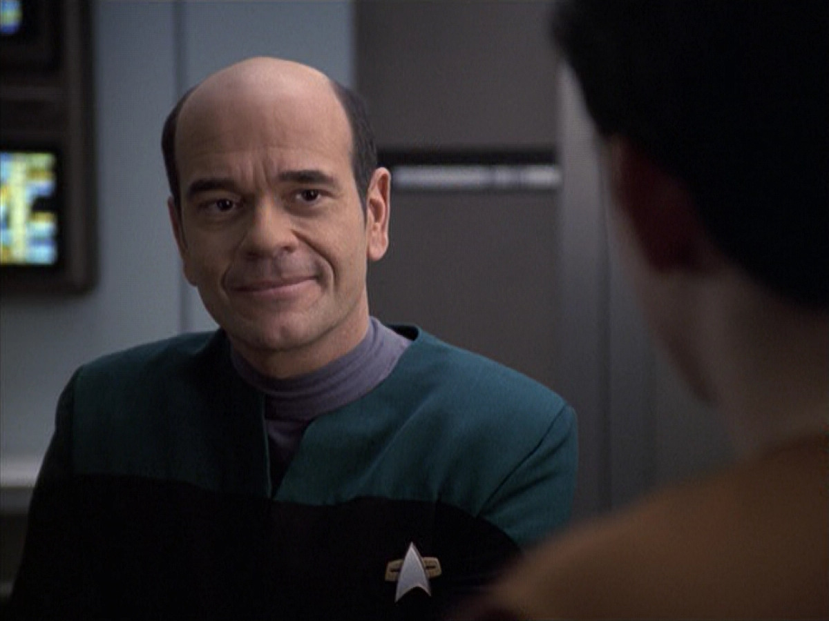 extant_StarTrek_VOY_6x19-ChildsPlay_00908.jpg