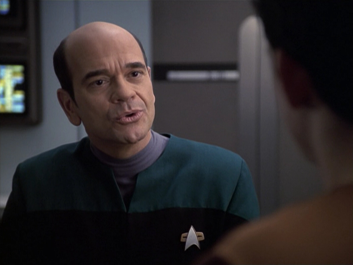 extant_StarTrek_VOY_6x19-ChildsPlay_00914.jpg