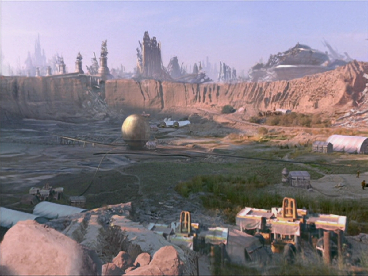 extant_StarTrek_VOY_6x19-ChildsPlay_00996.jpg