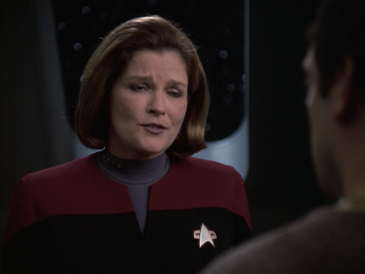 extant_StarTrek_VOY_6x19-ChildsPlay_01151.jpg