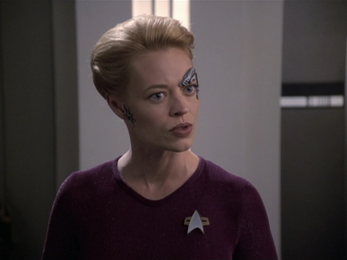 extant_StarTrek_VOY_6x19-ChildsPlay_01411.jpg