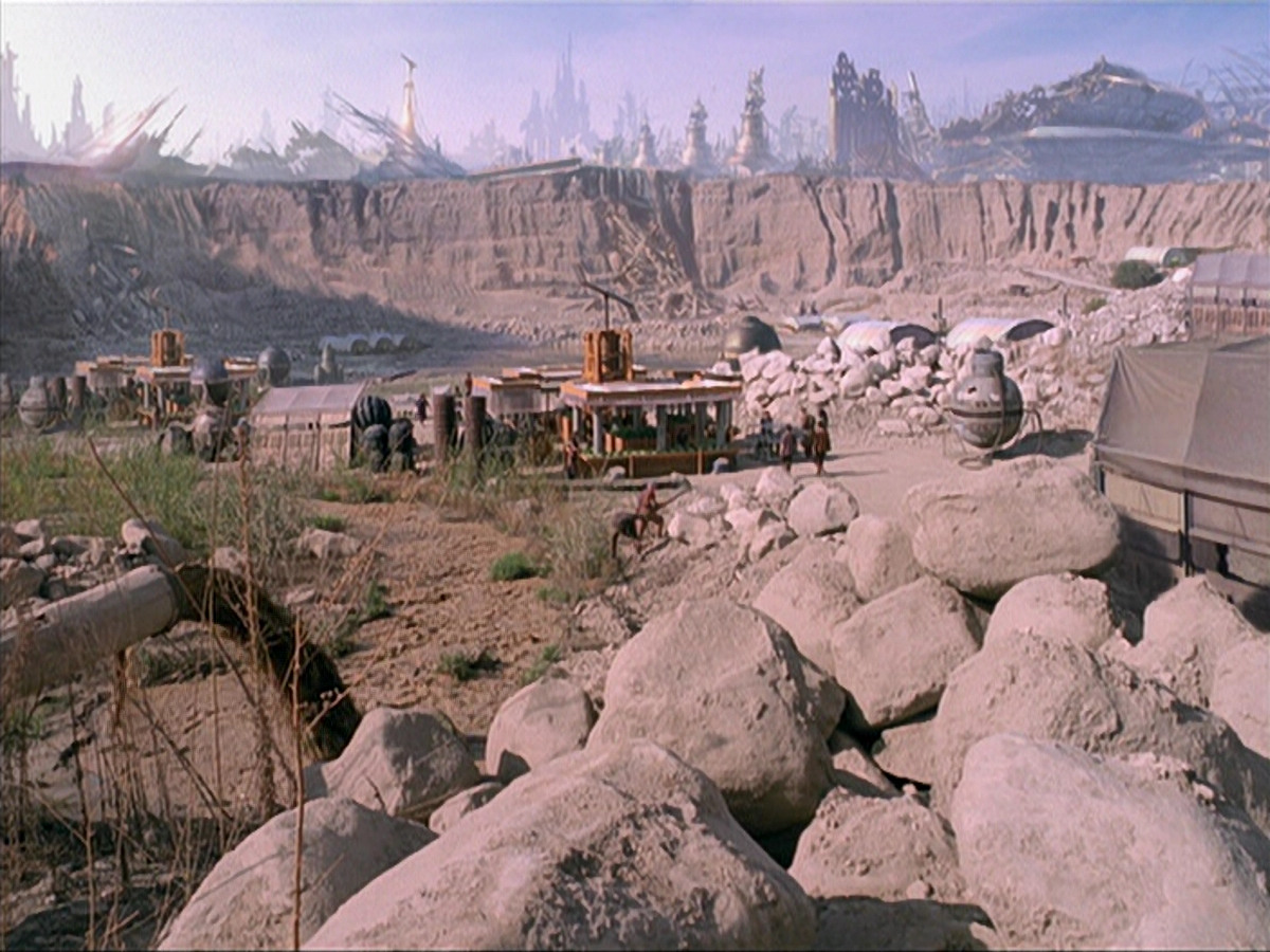 extant_StarTrek_VOY_6x19-ChildsPlay_01765.jpg