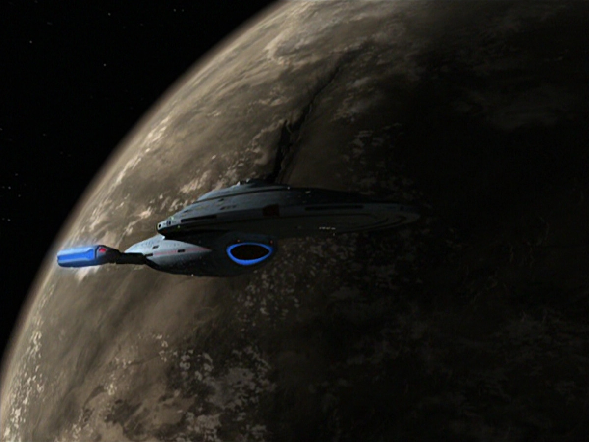 extant_StarTrek_VOY_6x19-ChildsPlay_01932.jpg