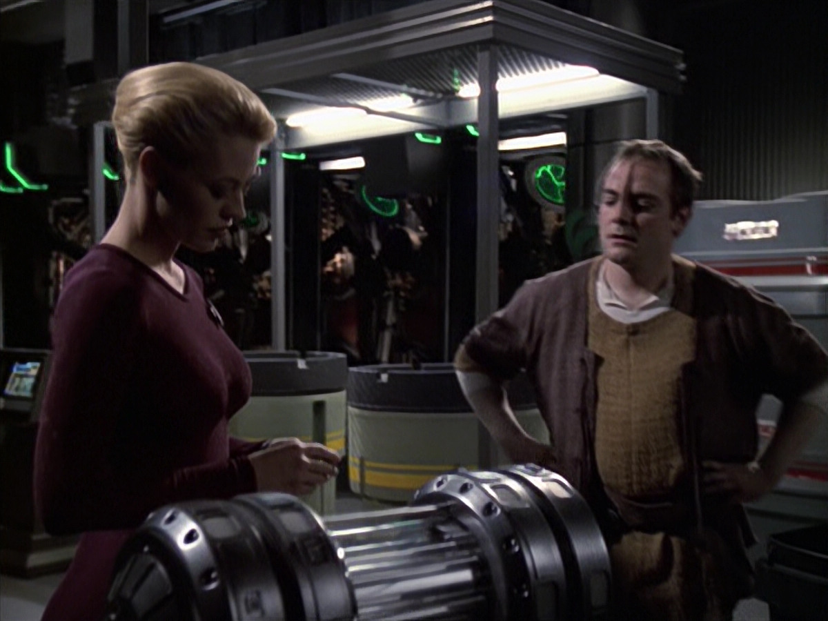 extant_StarTrek_VOY_6x19-ChildsPlay_01947.jpg