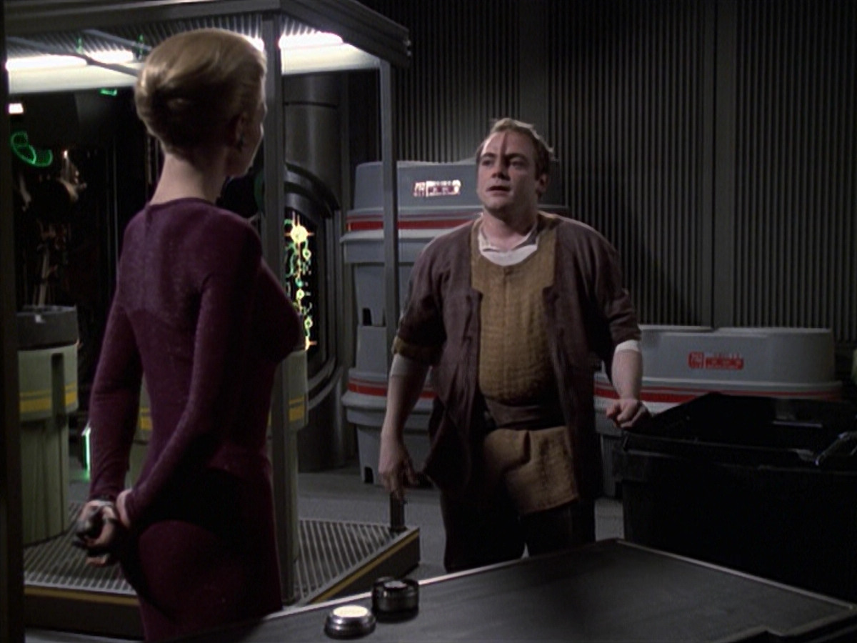 extant_StarTrek_VOY_6x19-ChildsPlay_01959.jpg