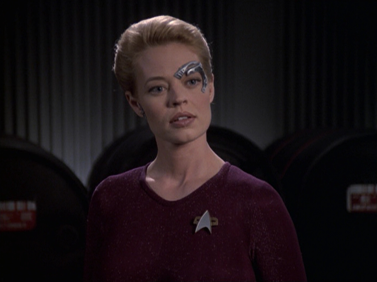 extant_StarTrek_VOY_6x19-ChildsPlay_02001.jpg