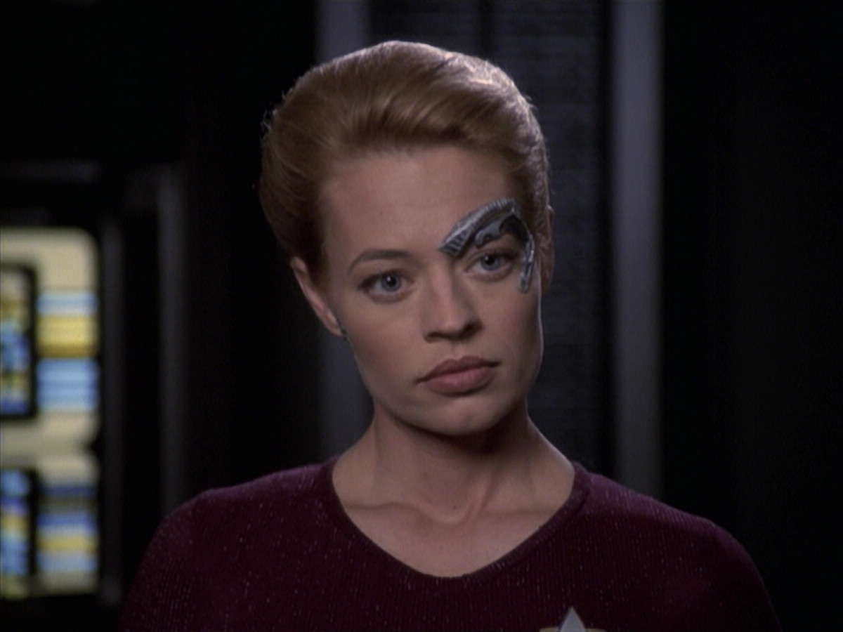 extant_StarTrek_VOY_6x19-ChildsPlay_02047.jpg