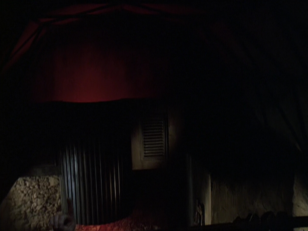 extant_StarTrek_VOY_6x19-ChildsPlay_02148.jpg