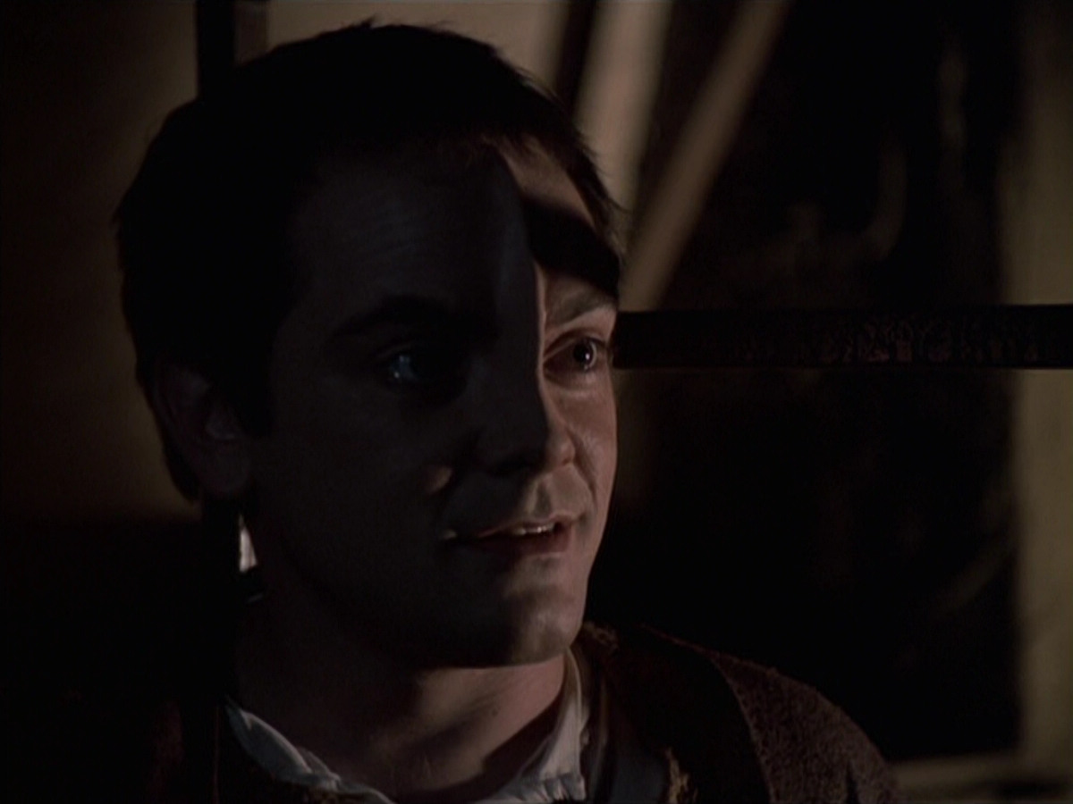 extant_StarTrek_VOY_6x19-ChildsPlay_02247.jpg