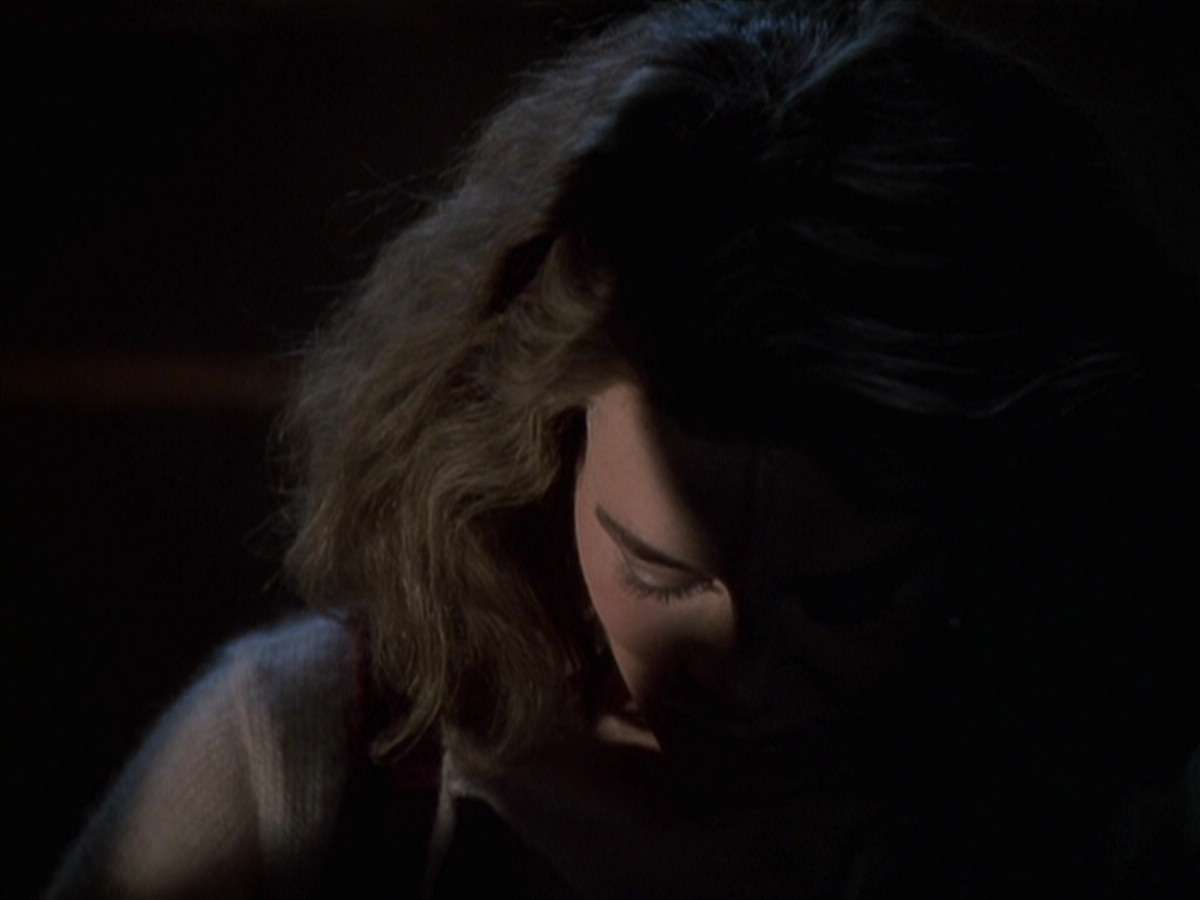 extant_StarTrek_VOY_6x19-ChildsPlay_02275.jpg