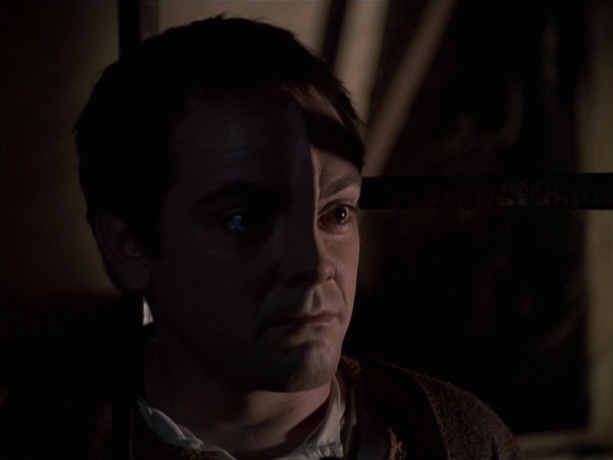 extant_StarTrek_VOY_6x19-ChildsPlay_02284.jpg