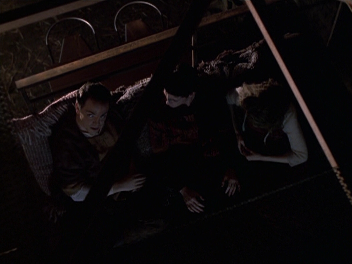 extant_StarTrek_VOY_6x19-ChildsPlay_02290.jpg