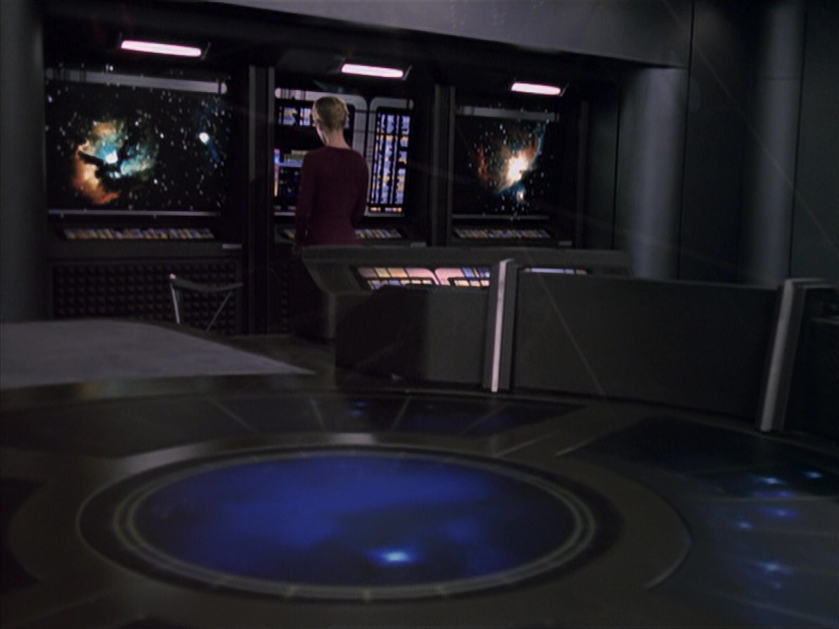 extant_StarTrek_VOY_6x19-ChildsPlay_02306.jpg
