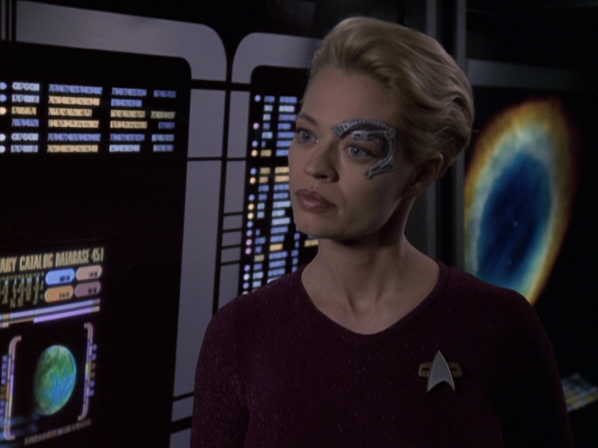 extant_StarTrek_VOY_6x19-ChildsPlay_02384.jpg