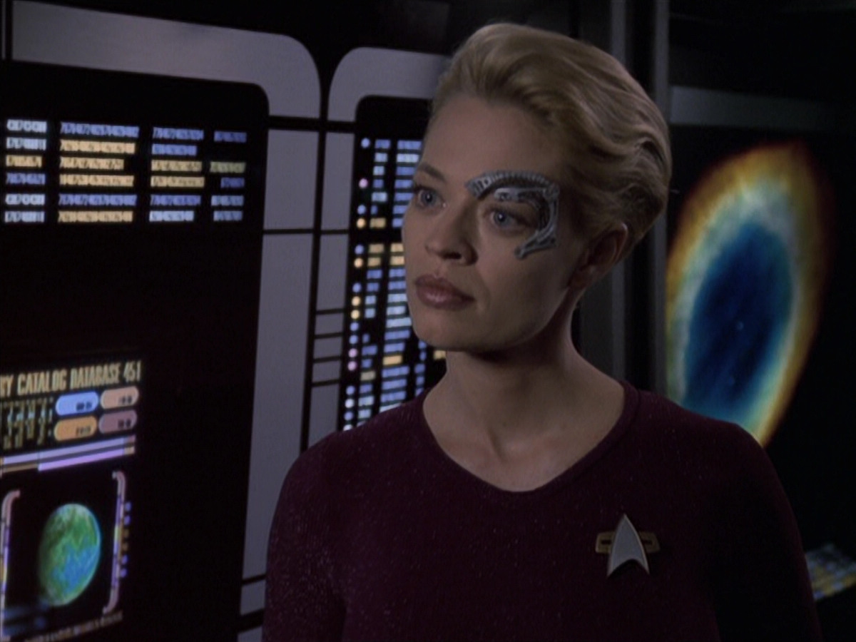 extant_StarTrek_VOY_6x19-ChildsPlay_02385.jpg