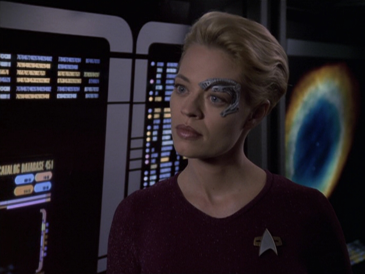 extant_StarTrek_VOY_6x19-ChildsPlay_02387.jpg